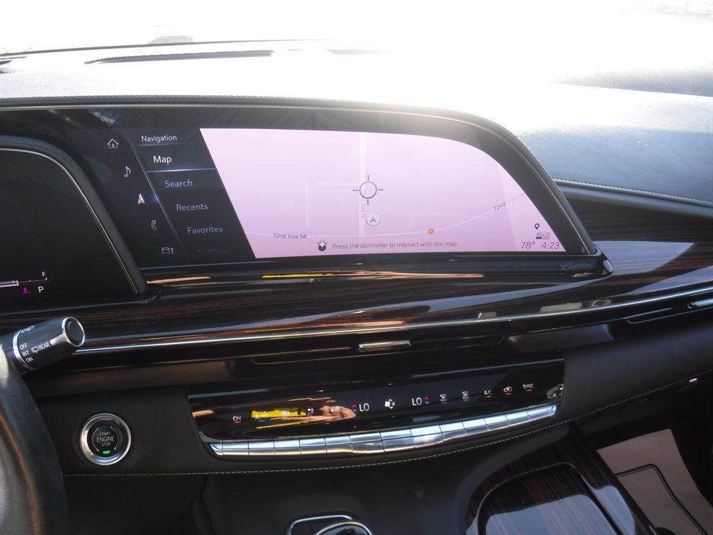 Used 2023 Cadillac Escalade Premium Luxury RWD image 20
