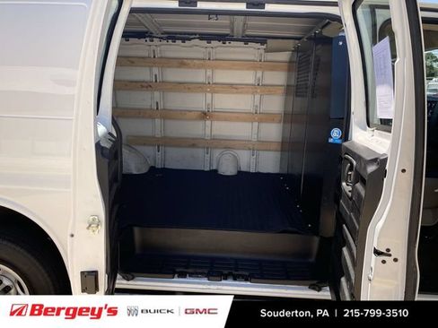 Used 2024 GMC Savana 2500 w/ Driver Convenience Package RWD image 31