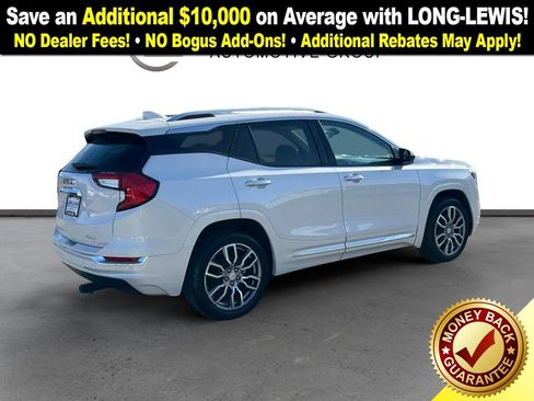 Used 2022 GMC Terrain Denali w/ Denali Premium Package image 7
