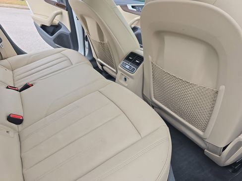 Used 2018 Audi A4 2.0T Premium Plus w/ Premium Plus Package image 11