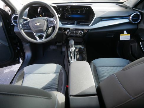 New 2026 Chevrolet Trax LT w/ LT Convenience Package image 11