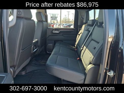 New 2026 GMC Sierra 3500 Denali w/ Denali Reserve Package AWD/4WD image 10