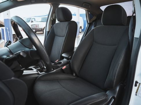 Used 2019 Nissan Sentra S image 10