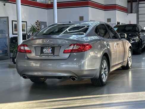 Used 2013 INFINITI M35 w/ Premium Pkg RWD image 2