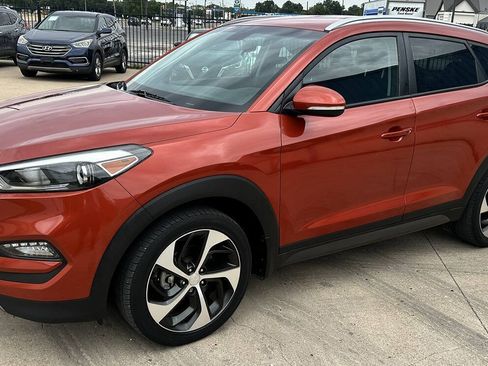 Used 2016 Hyundai Tucson Sport FWD image 12