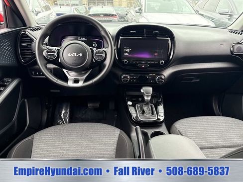 Used 2023 Kia Soul EX FWD image 14