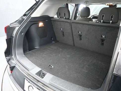 Used 2025 Chevrolet TrailBlazer LT image 11