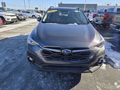 Used 2024 Subaru Crosstrek 2.0i Premium image 3