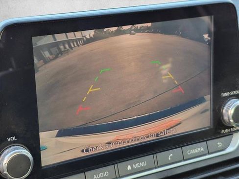 Used 2019 Nissan Altima 2.5 SR FWD image 12