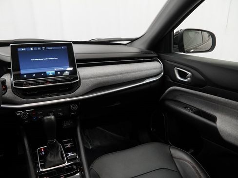 Certified 2023 Jeep Compass Latitude w/ Sun and Sound Group image 26