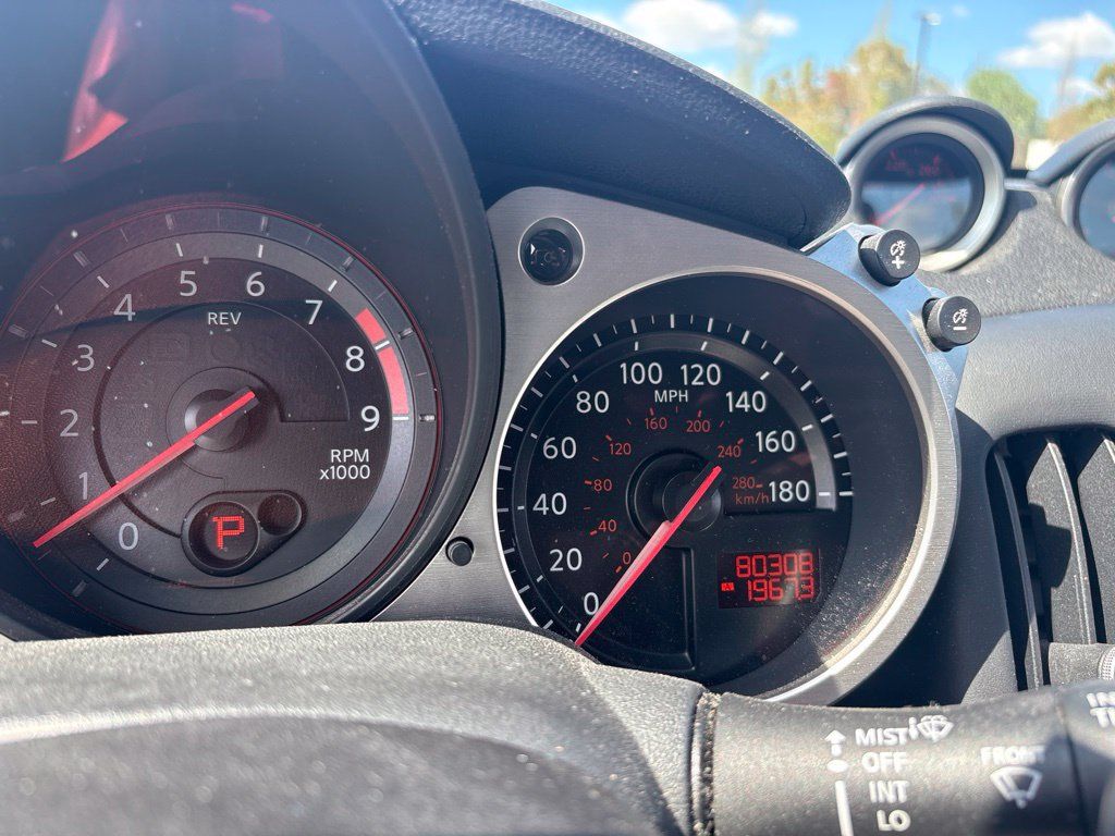 Used 2013 Nissan 370Z Touring w/ Sport Pkg RWD image 24