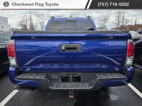 Used 2023 Toyota Tacoma TRD Off-Road image 5