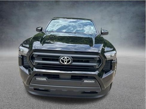 Used 2026 Toyota Tacoma SR5 w/ SR5 Upgrade Package AWD/4WD image 3