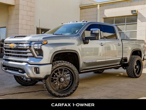 Used 2025 Chevrolet Silverado 2500 High Country w/ High Country Premium Package image 5