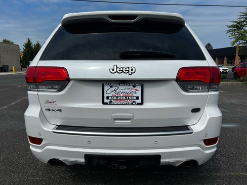 Used 2019 Jeep Grand Cherokee Overland image 6