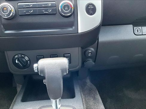 Used 2011 Nissan Xterra PRO-4X image 13