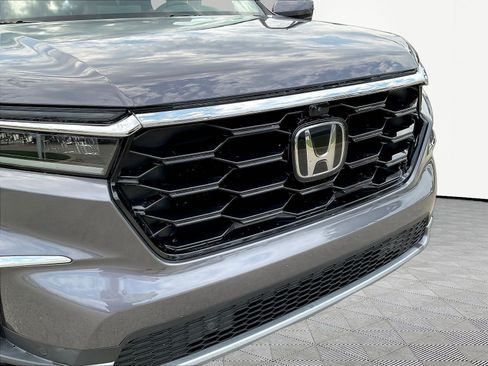 Used 2023 Honda Pilot Elite image 34