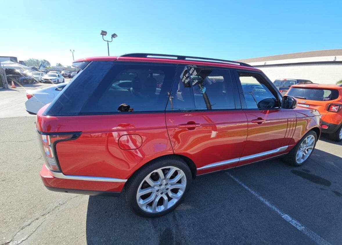 Used 2016 Land Rover Range Rover Supercharged AWD/4WD image 11
