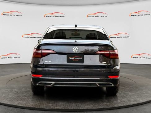 Used 2019 Volkswagen Jetta R-Line image 8