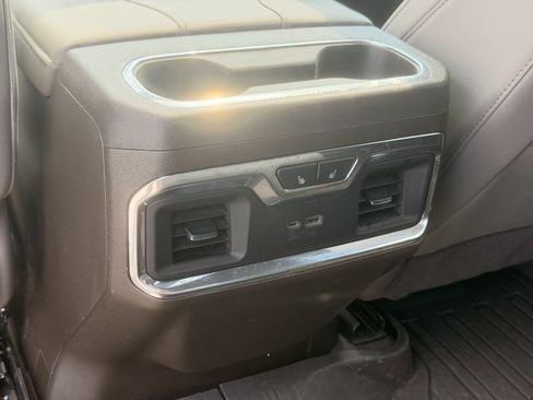 Used 2024 GMC Sierra 2500 SLT w/ SLT Premium Package AWD/4WD image 38