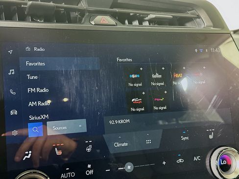 Used 2024 Lexus RZ 300e Premium FWD image 21