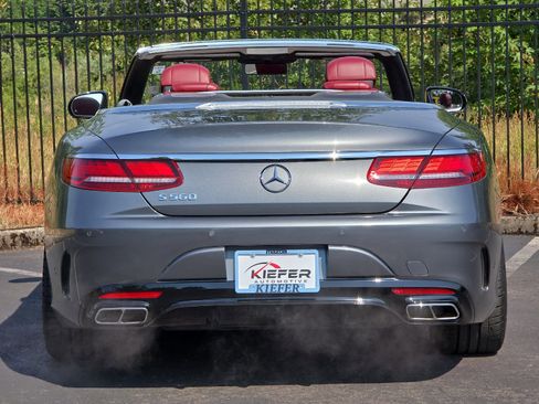 Used 2019 Mercedes-Benz S 560 Cabriolet image 5