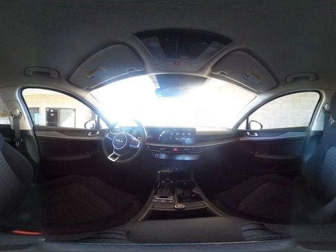 Used 2025 Kia K5 LXS image 42