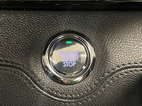 Used 2022 Lincoln Navigator L Reserve image 23