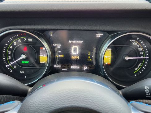 Used 2022 Jeep Wrangler Unlimited Rubicon 4xe w/ Steel Bumper Group image 16