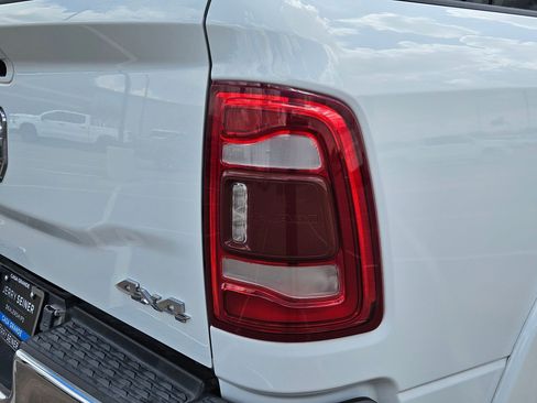 Used 2022 RAM 2500 Laramie AWD/4WD image 12