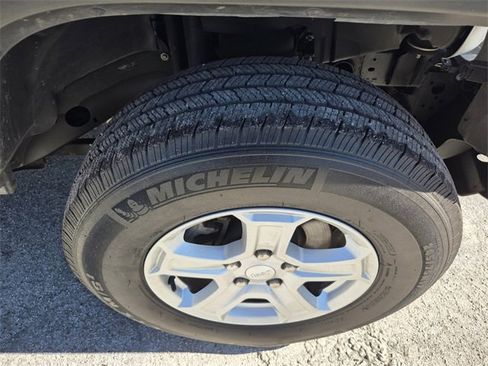 Certified 2020 Jeep Wrangler Sport S image 9