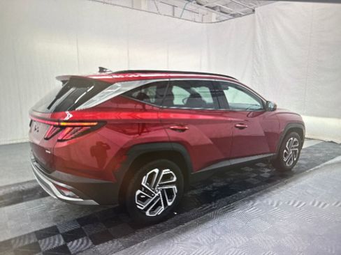 Used 2025 Hyundai Tucson Limited image 2
