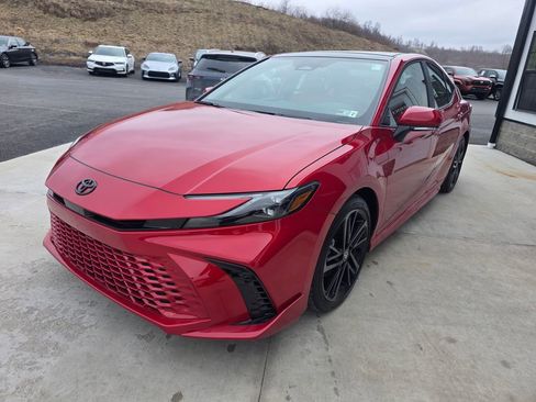 Used 2026 Toyota Camry XSE image 3
