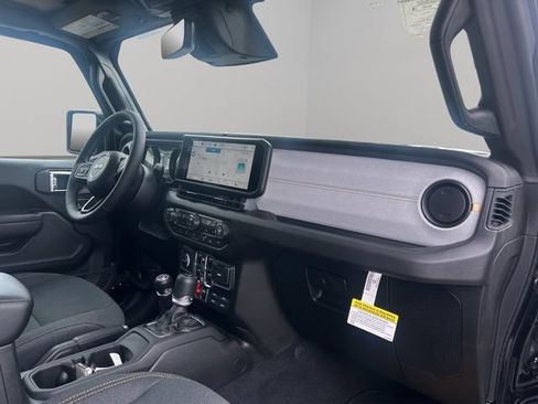 New 2026 Jeep Gladiator Sport AWD/4WD image 26