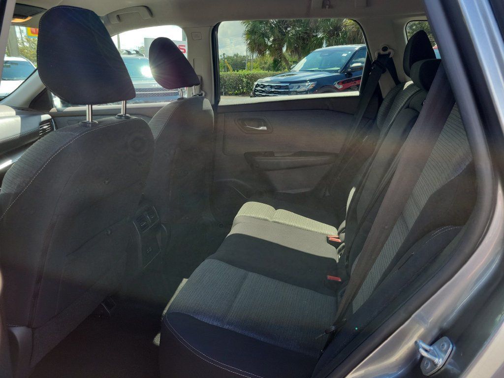 Certified 2021 Nissan Rogue SV FWD image 11