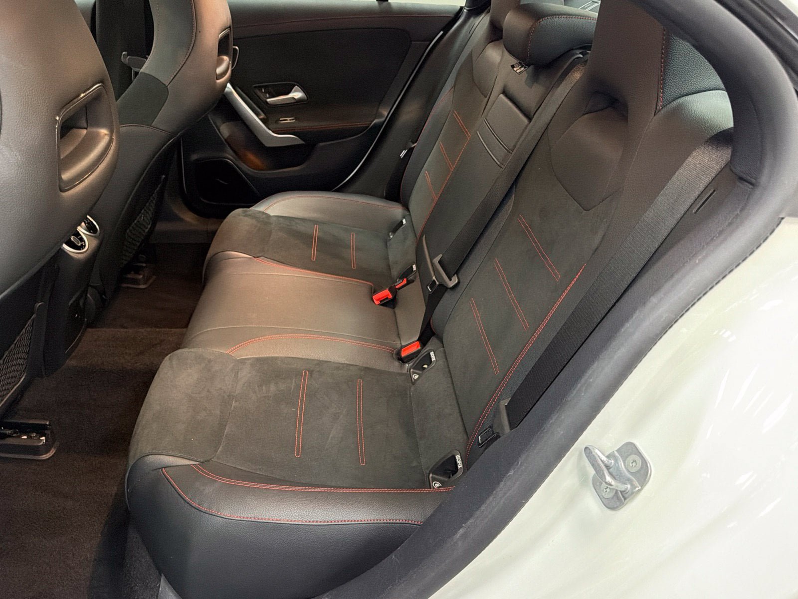 Used 2023 Mercedes-Benz CLA 250 image 36