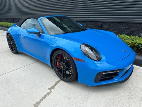 Certified 2023 Porsche 911 Carrera GTS RWD image 15