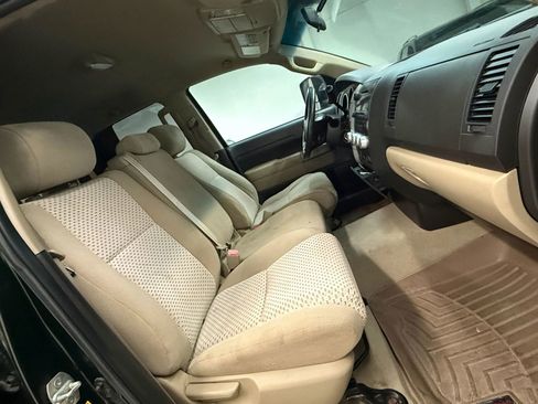Used 2010 Toyota Tundra 4x4 Double Cab Long Bed image 22