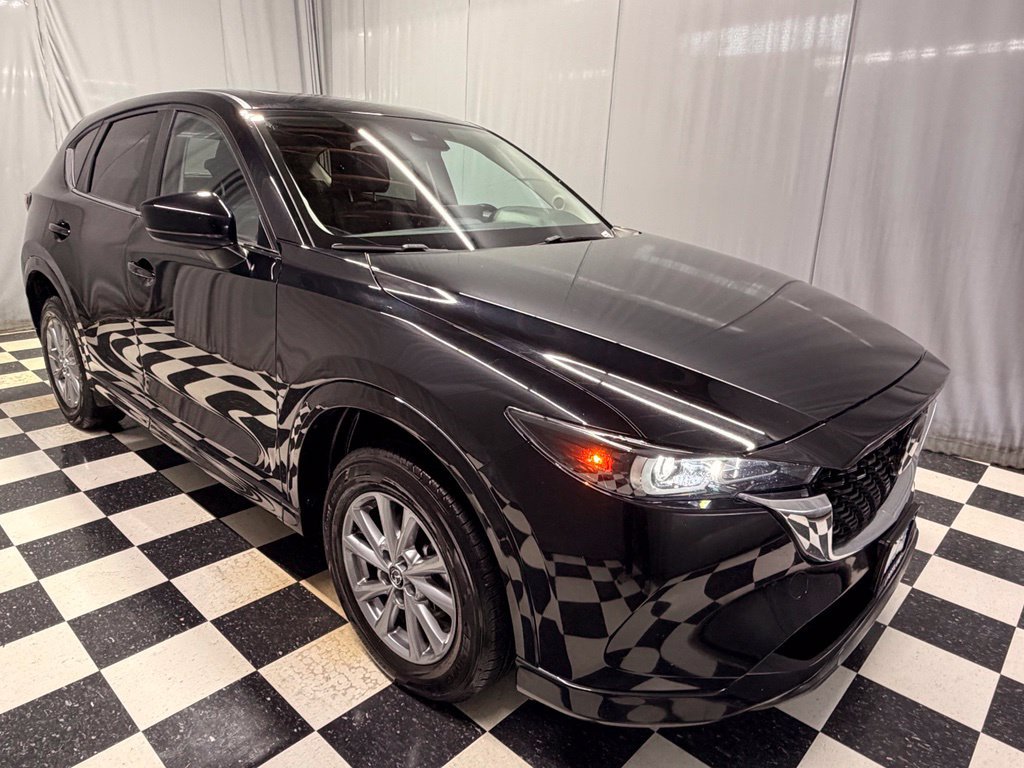 Used 2025 MAZDA CX-5 AWD 2.5 S w/ Preferred Package image 3