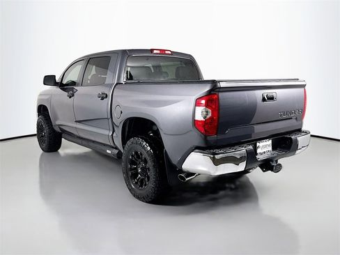 Used 2017 Toyota Tundra SR5 image 8