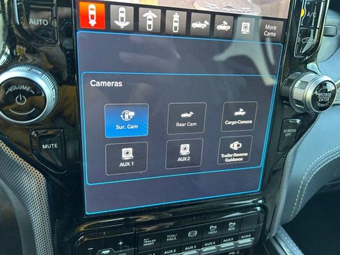 Used 2023 RAM 2500 Limited image 27