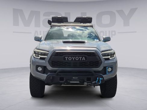 Used 2019 Toyota Tacoma TRD Sport AWD/4WD image 8