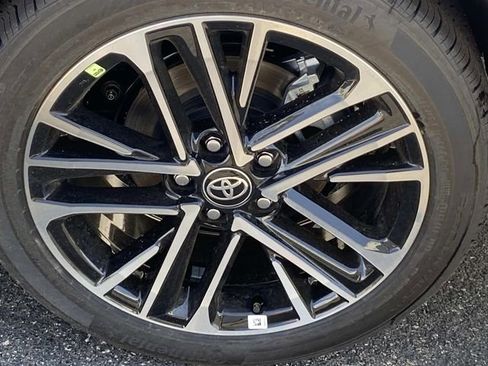 New 2026 Toyota Camry XLE AWD/4WD image 5