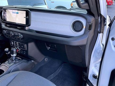 Used 2026 Jeep Wrangler Willys image 16