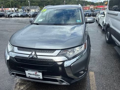 Used 2019 Mitsubishi Outlander ES AWD/4WD image 3