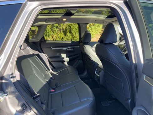 Used 2025 INFINITI QX50 Luxe image 10