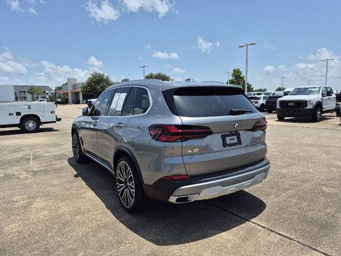 Used 2025 BMW X5 sDrive40i w/ Climate Comfort Package RWD image 14