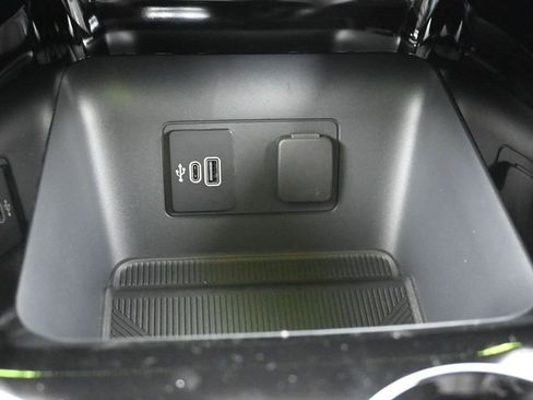 New 2026 Ford Explorer Platinum image 14