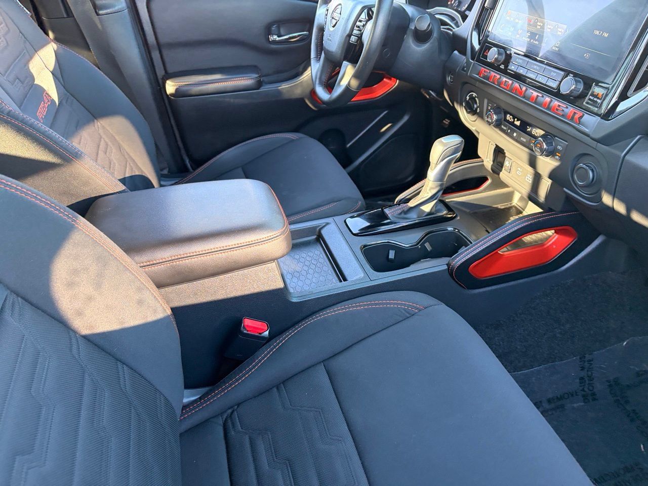 Certified 2025 Nissan Frontier PRO-4X AWD/4WD image 11