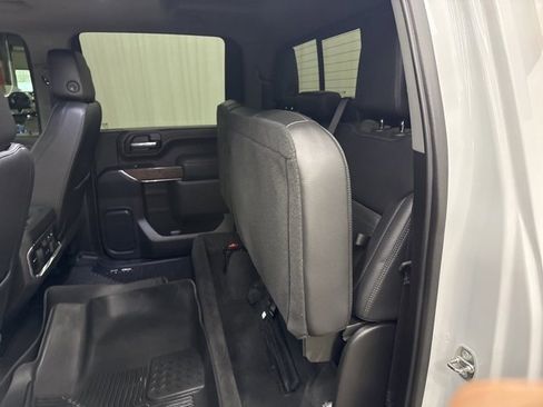 Used 2023 GMC Sierra 3500 Denali w/ Denali Ultimate Package image 7
